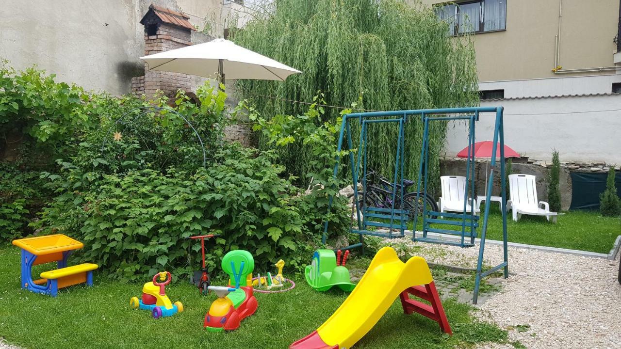 Apartamento Casa Bergwald Rîşnov Exterior foto
