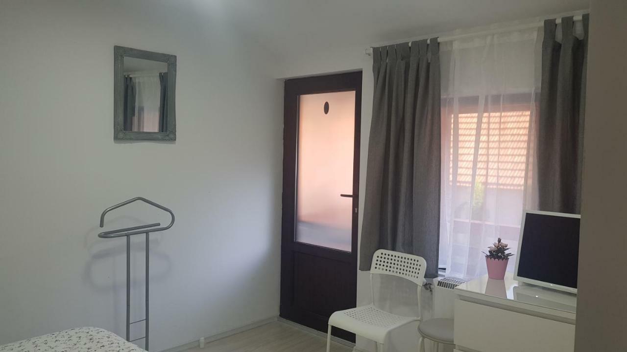 Apartamento Casa Bergwald Rîşnov Exterior foto